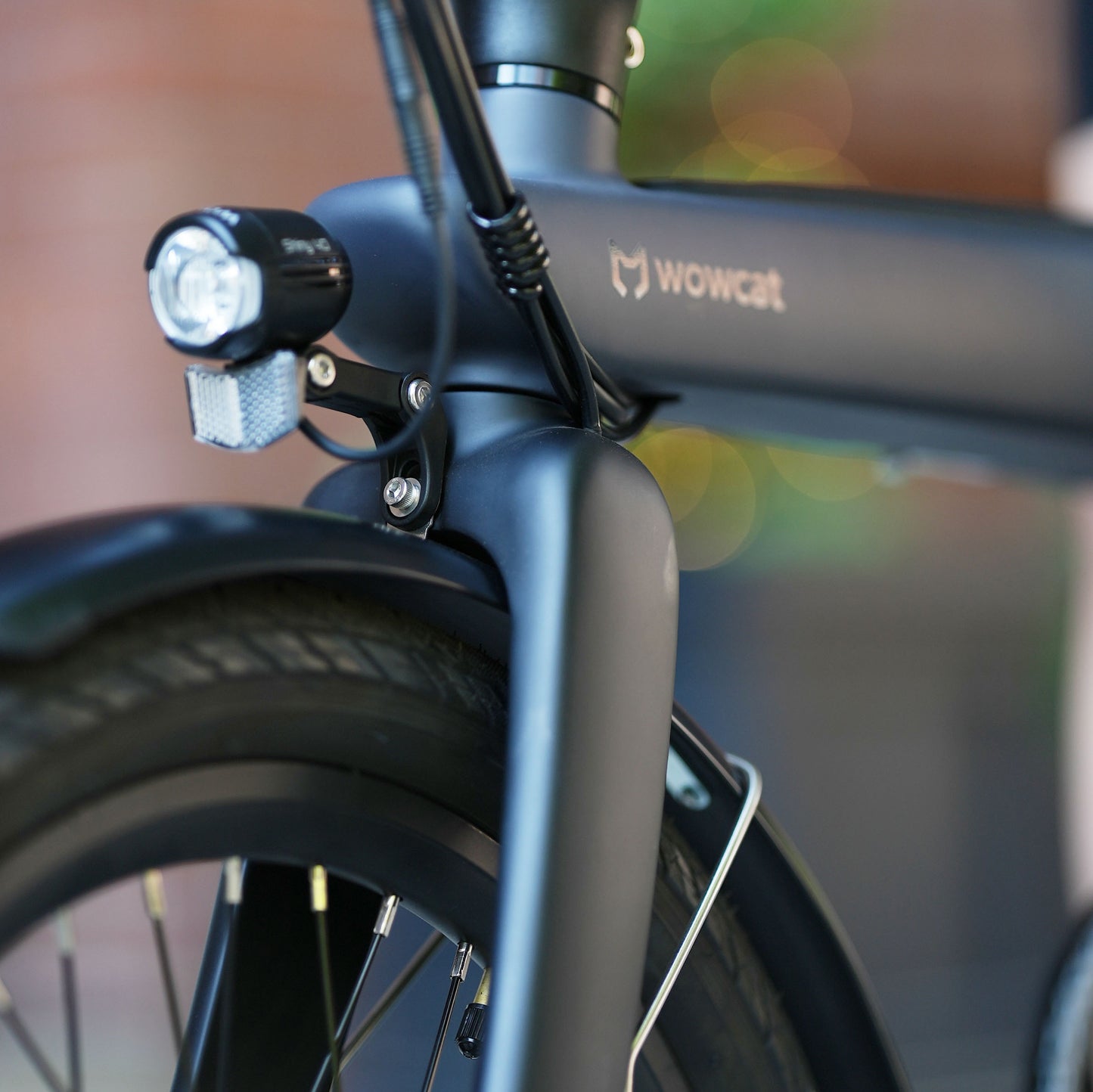 WOWCAT Folding E-Bike for Commuting and Leisurely Rides